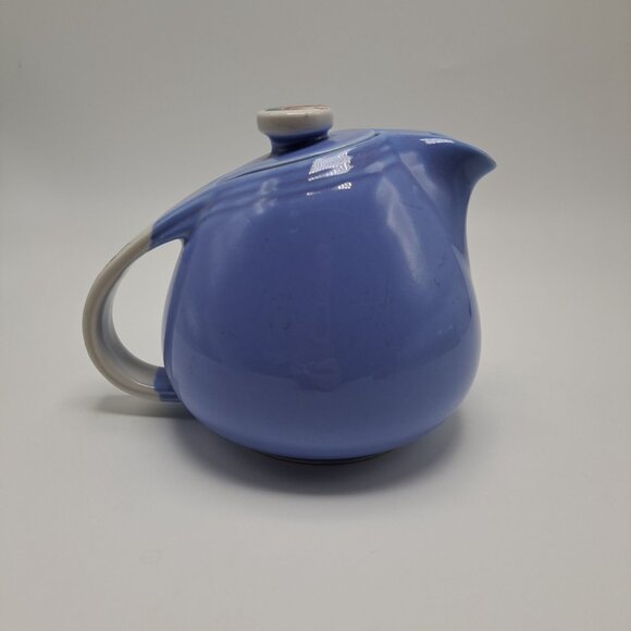 1940s Hall Superior Quality Kitchenware Rose Parade Teapot Blue With Floral Lid - Picture 1 of 16